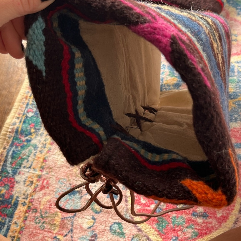 BOOT RUGS Wool Aztec Inspired Boot Rugs with Leather Straps - Picture 8 of 13